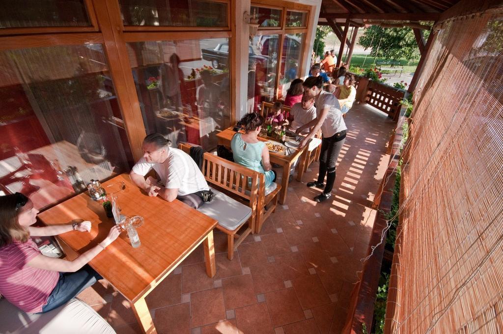 Hotel Plitvicka Vrela Grabovac  Zewnętrze zdjęcie